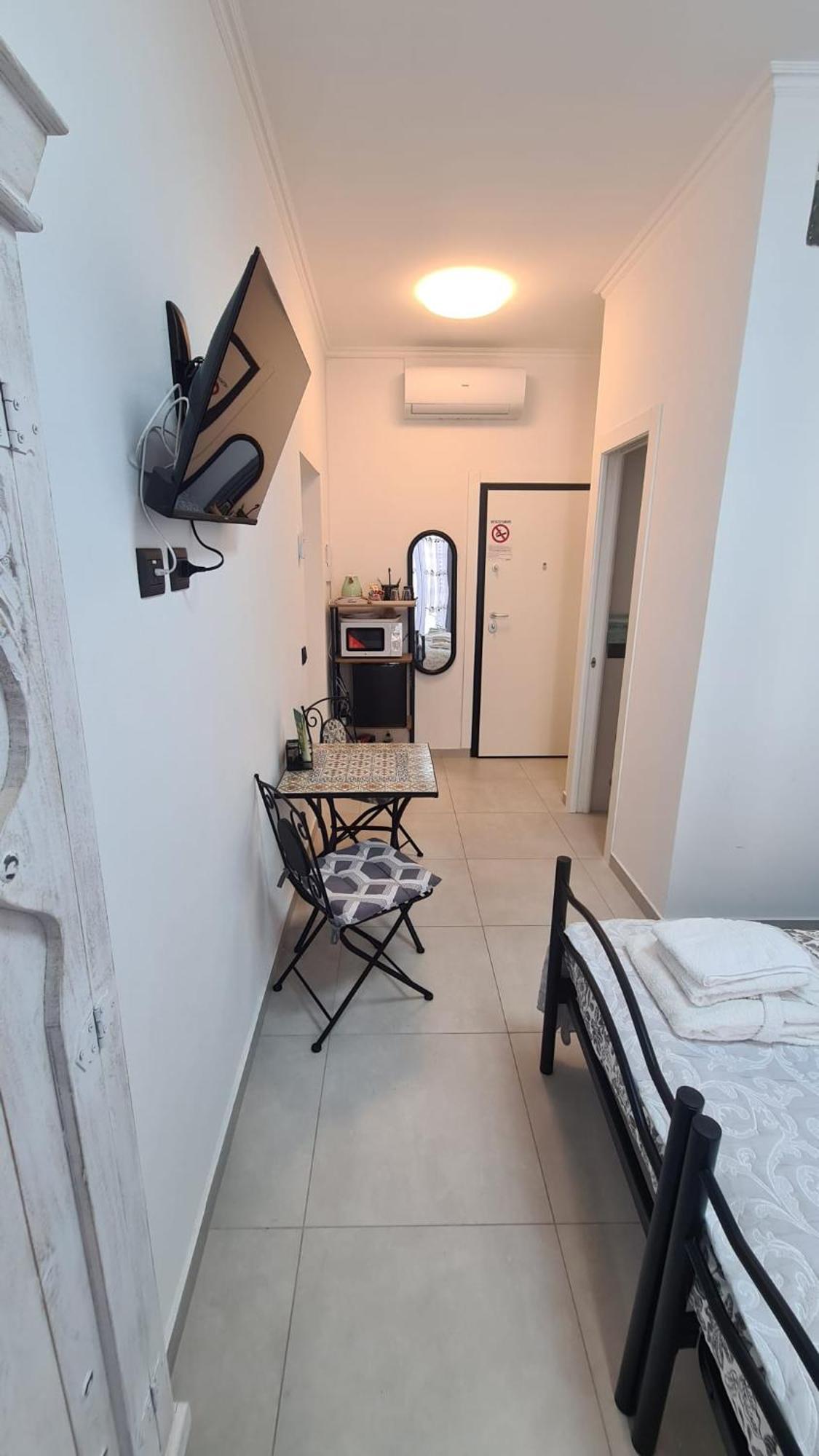 Amici Holidey Camera Stazione Hotel La Spezia Exterior photo